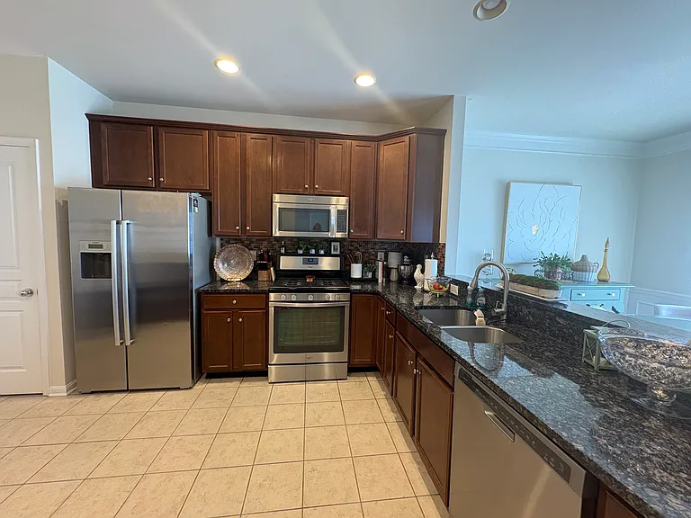 38 Clement Ct — Photo 5