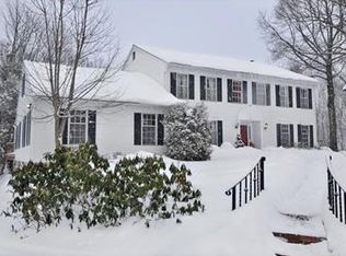 11 Memory Ln, Randolph, NJ 07869