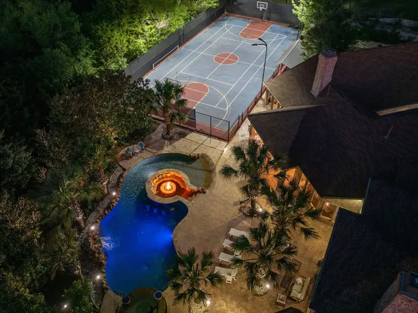 1709 Bison Meadow Ln, Rockwall, TX 75032