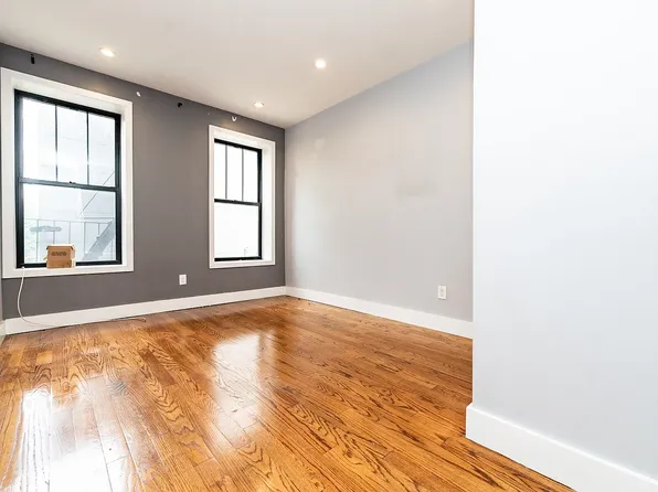 1071 Nostrand Avenue image 15 of 26