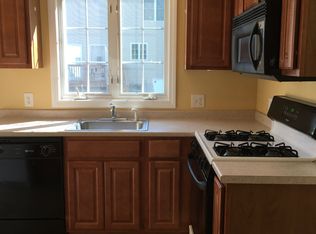 100 Franklin St APT A2, Whitman, MA 02382