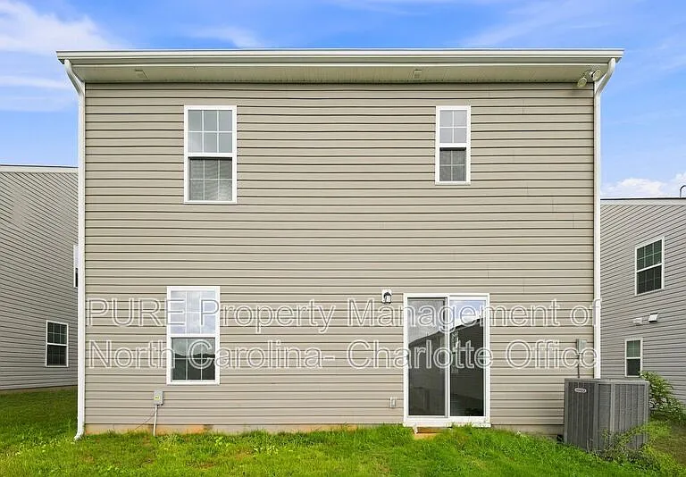 386 Hollingswood Dr — Photo 14