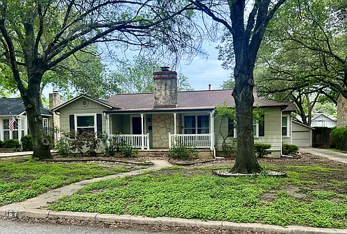 167 E Edgewood Pl Photo 1