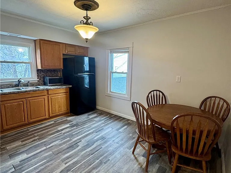 59 Clark Ave — Photo 2