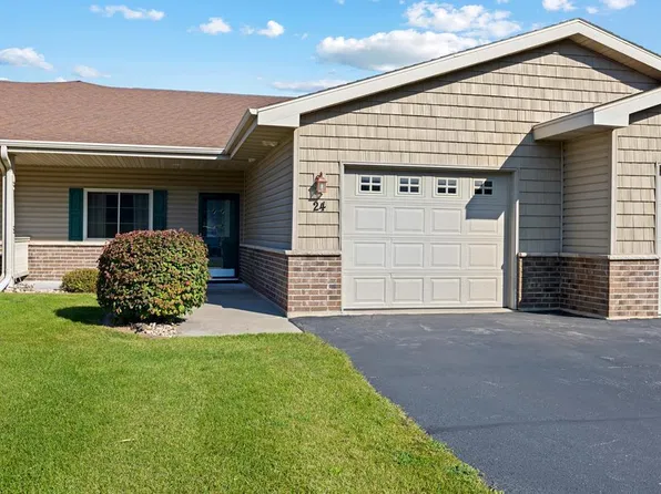 542 Tacoma Beach Rd APT 24, Sturgeon Bay, WI 54235