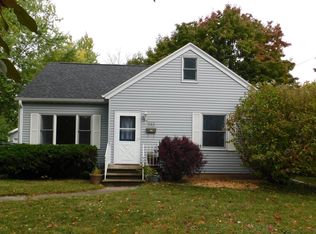 1143 McCormick St, Green Bay, WI 54301