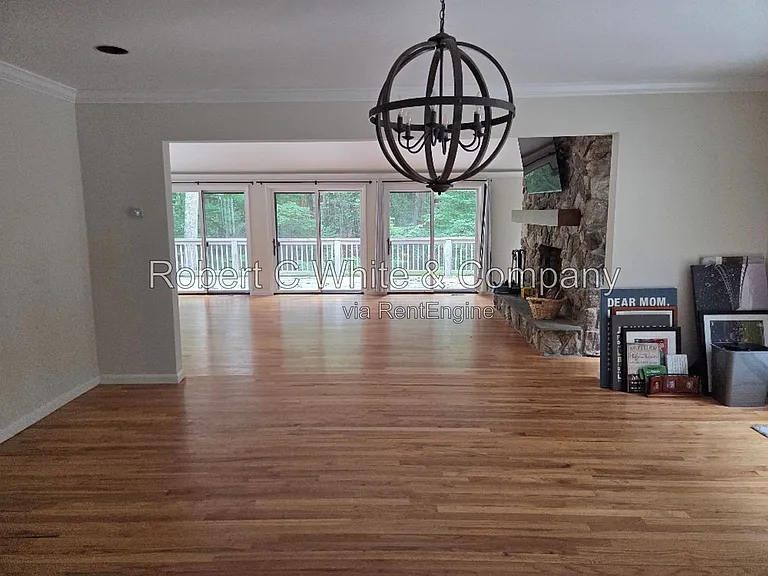 15 Treadwell Ct — Photo 6