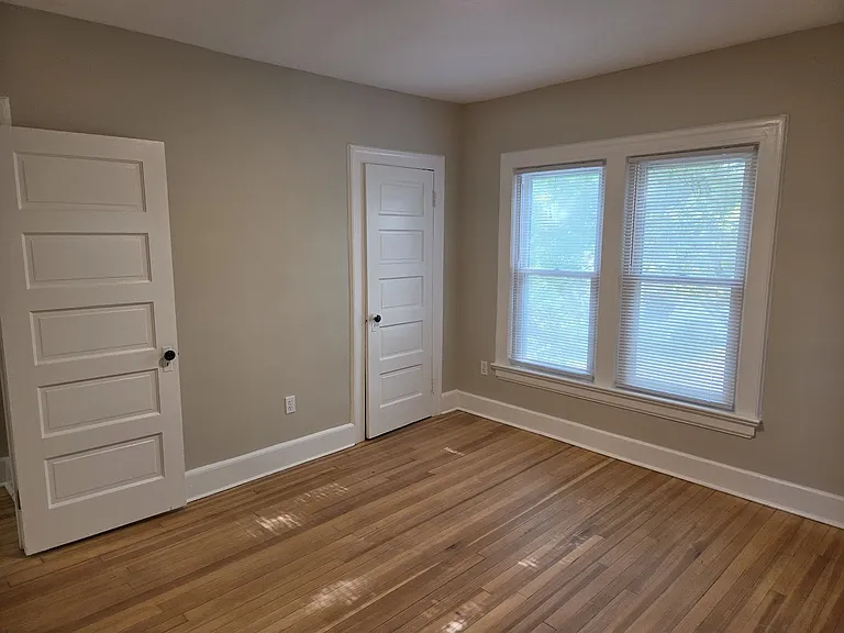 129 W End Ave — Photo 9