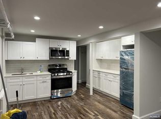 396 Jersey Ave, Fairview, NJ 07022