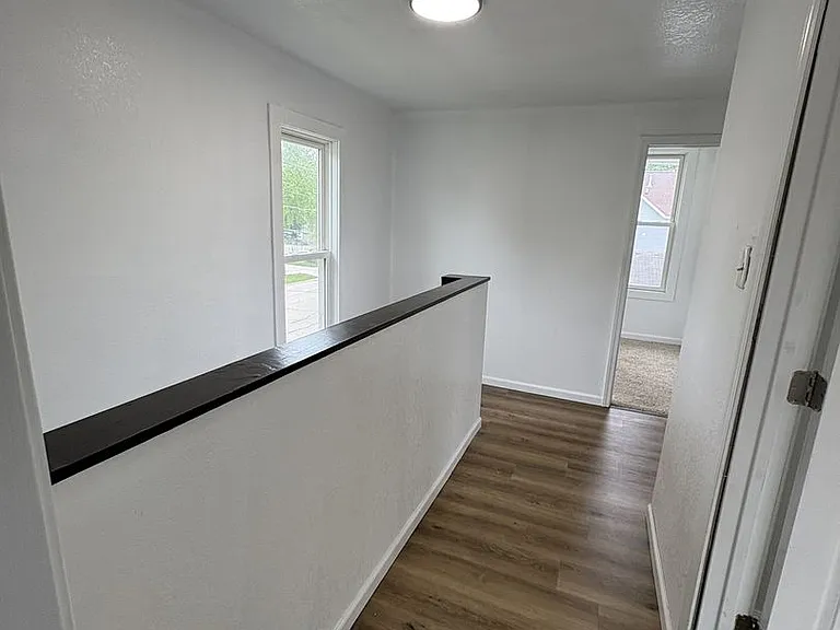 1204 Bluff St — Photo 14