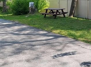 512 Philmar Ct APT B, Springfield, PA 19064