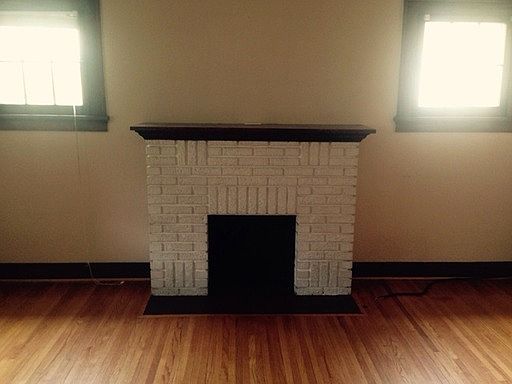 2nd image of 1475 Crestwood Rd
