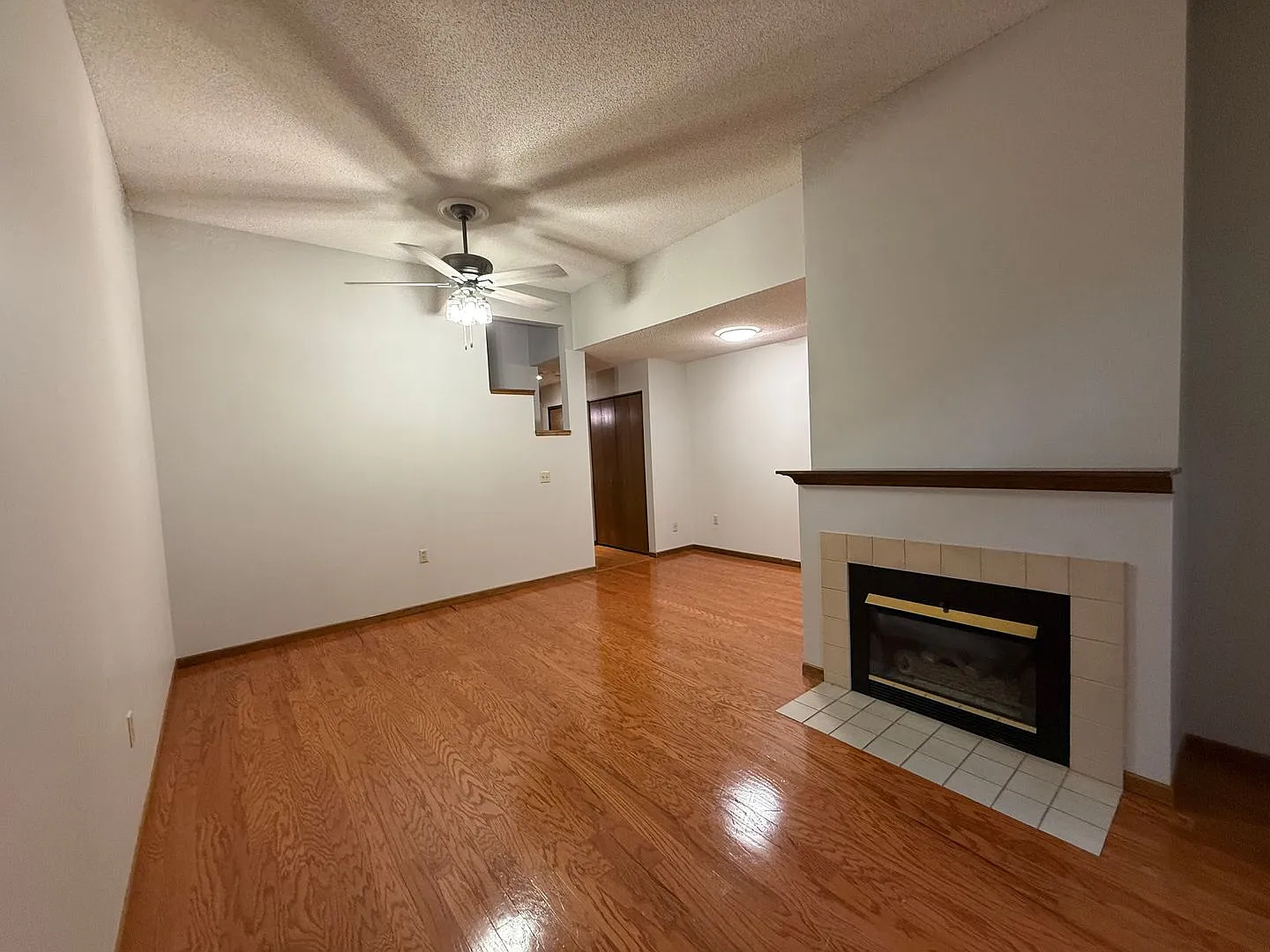 A Cozy City Retreat With Heated Parking — Photo 4