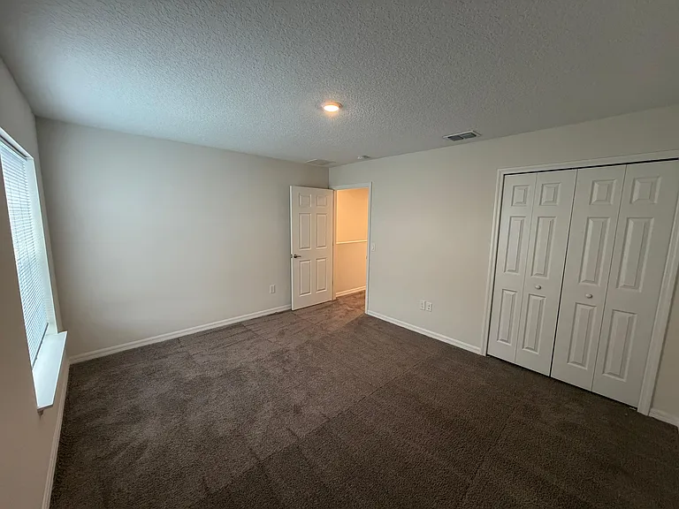 2124 Penny Ln — Photo 15