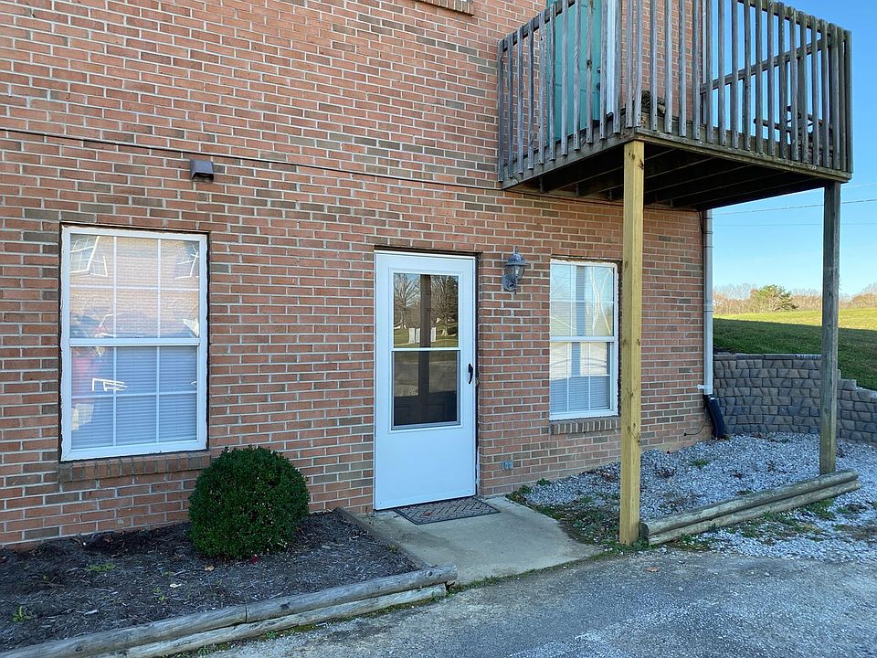 1st image of 13 Crescent View Dr #189-7