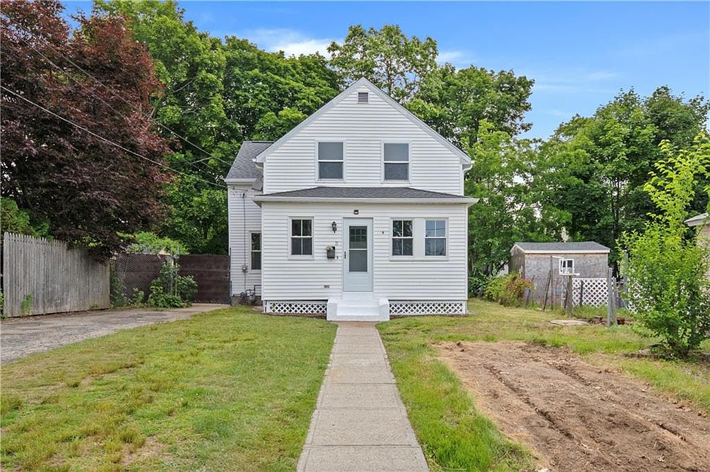 11 North St Warwick RI 02886 Zillow