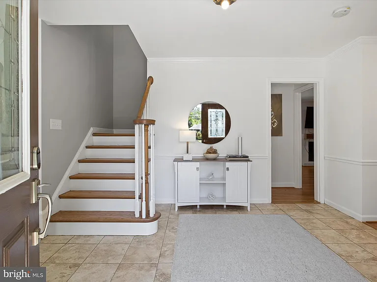 2606 N Quincy St — Photo 6