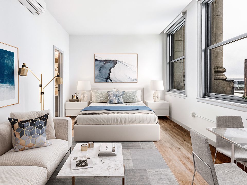 Studio Apartment