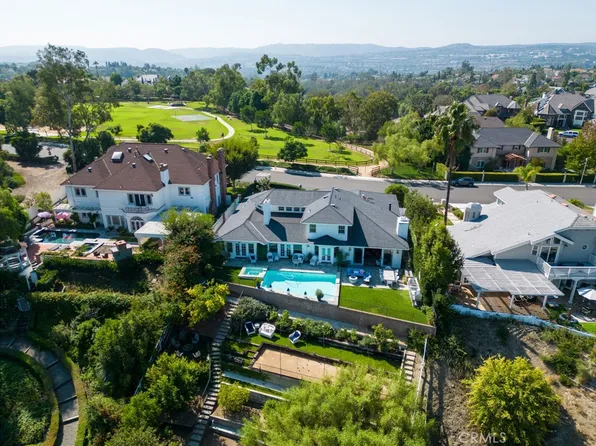 25521 Gallup Cir, Laguna Hills, CA 92653