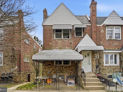 828 Fairfax Rd, Drexel Hill, PA, 19026