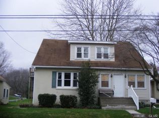 216 S Walnut St, Macungie, PA 18062