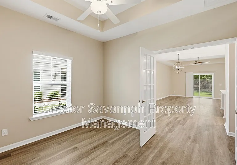 130 Danbury Ct #1 — Photo 15