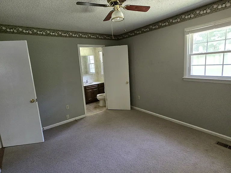 1513 Ridge St NW — Photo 16