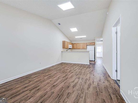 5th image of 1027 Wadley Cir