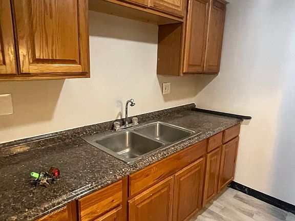 kitchen left