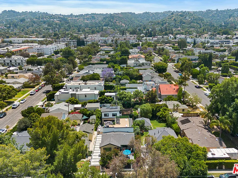 14146 Hortense St — Photo 42
