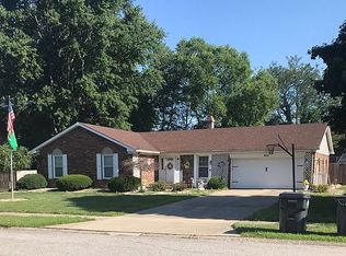 814 Orchard Ln, Greenwood, IN 46142