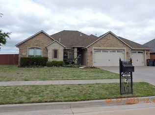 2307 SW 56th St, Lawton, OK 73505