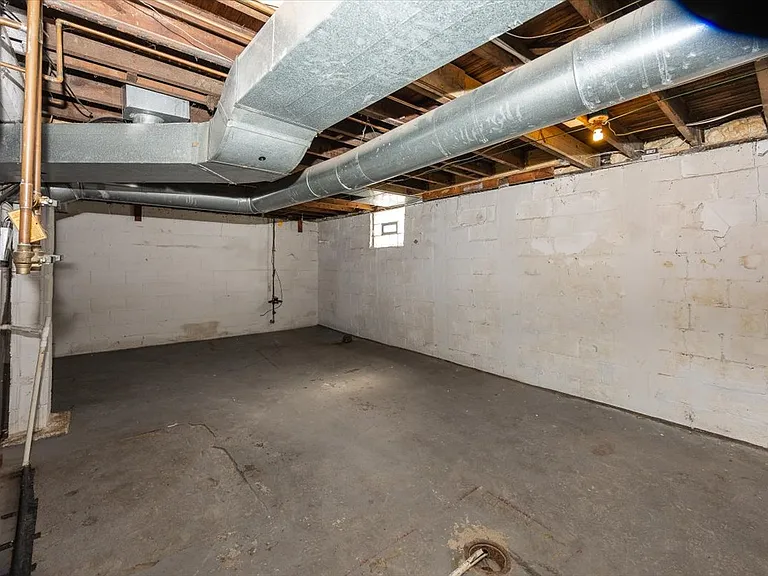 6140 Winthrop Ave — Photo 23