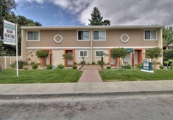 1st image of 278 Tyrella Ave APT 4