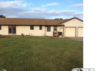 7360 Stow Rd, Fowlerville, MI 48836
