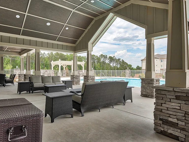 Pines at Glen Laurel Luxury Apartments — Photo 8