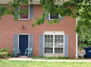 125 Longwood Dr #A, Charlottesville, VA