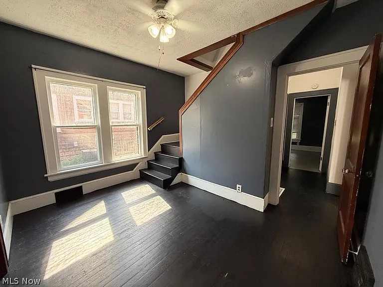 1504 Preston Ave — Photo 20