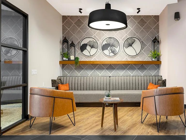 The George Apartments — Photo 20