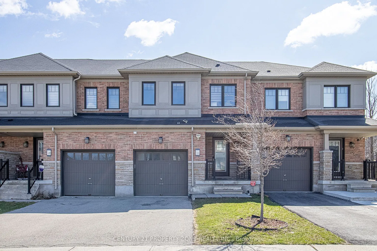 144 Crafter Cres photo 1
