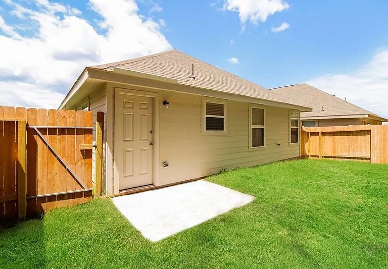 14012 Lahontan Dr — Photo 7