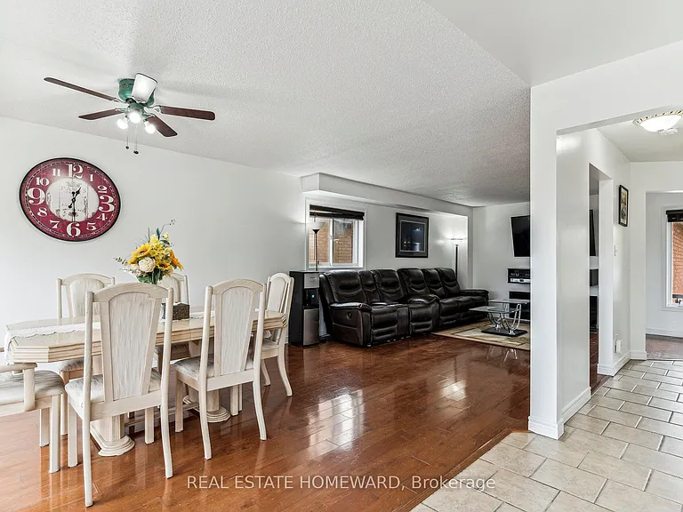 1117 Ashley Ct — Photo 17