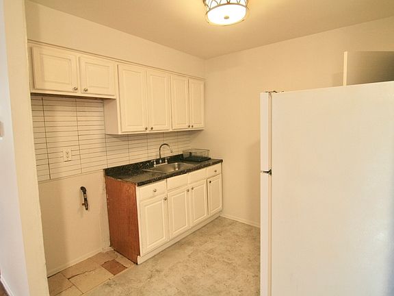3rd image of 30-35 47th St #1