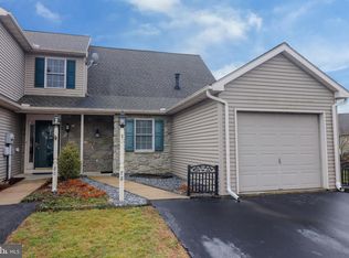 78 Pebble Creek Dr, Lititz, PA 17543
