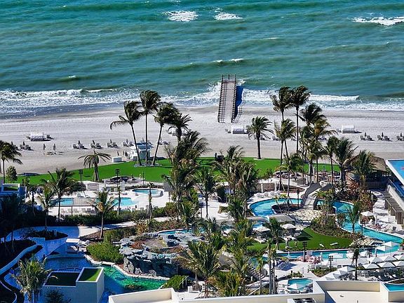 2nd image of 1591 Gulf Of Mexico Dr #313
