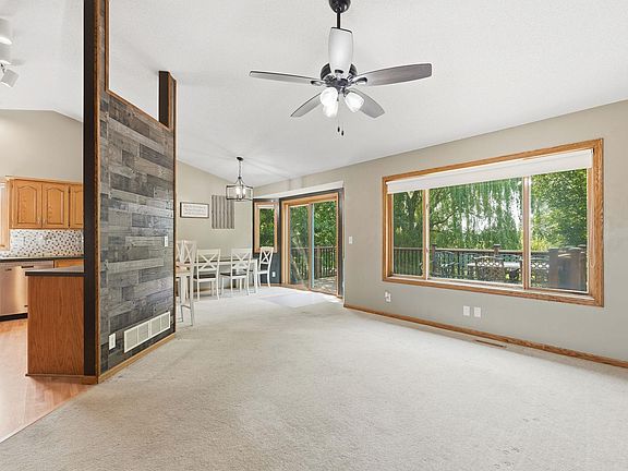 2nd image of 30936 Marigold Ln