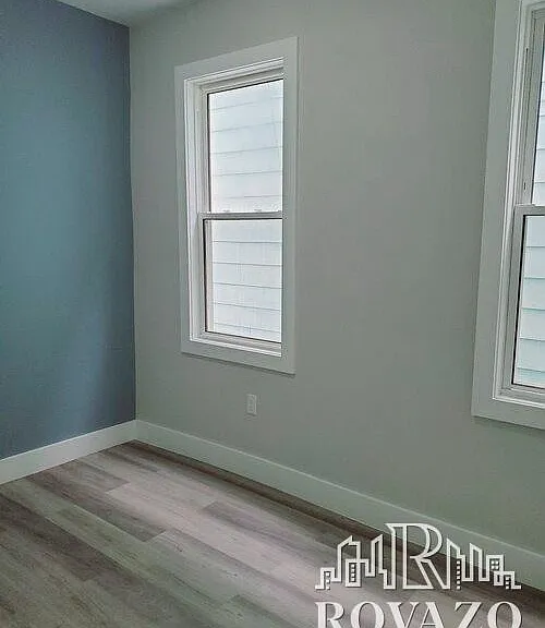 179 S 7th St #2A — Photo 10