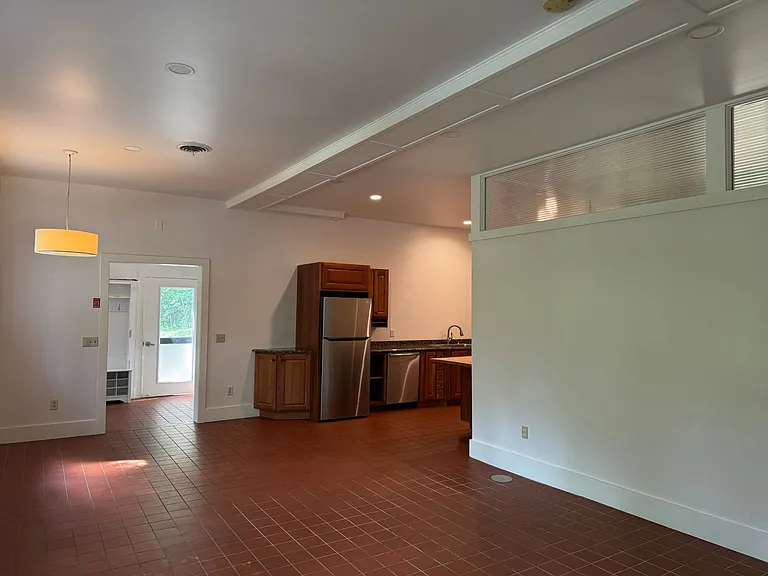 1490 & 1494 Beaver Meadow Rd — Photo 7
