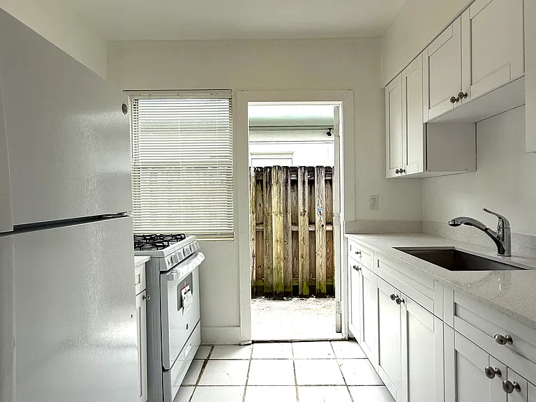810 82nd St #1 — Photo 5