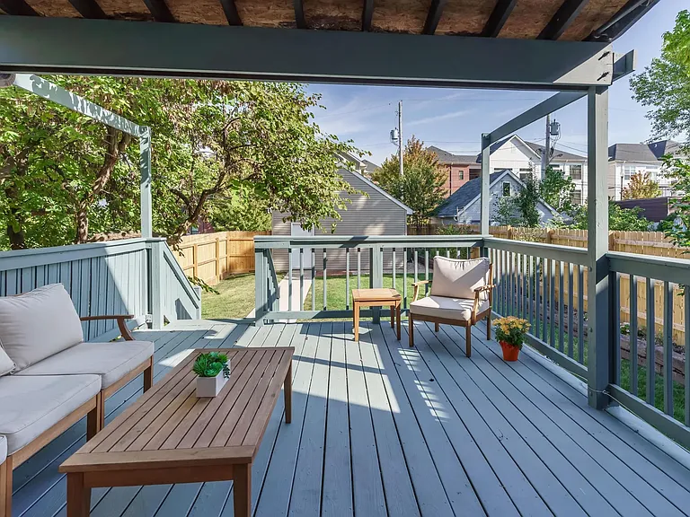 56 Euclid Ave — Photo 21